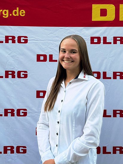 Beisitzer: Kira Zessack